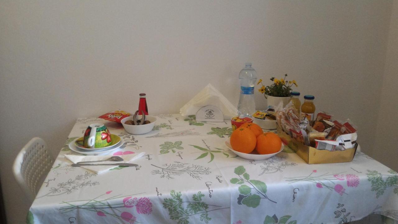 B&B Il Borghetto 칼더라라디레노 외부 사진